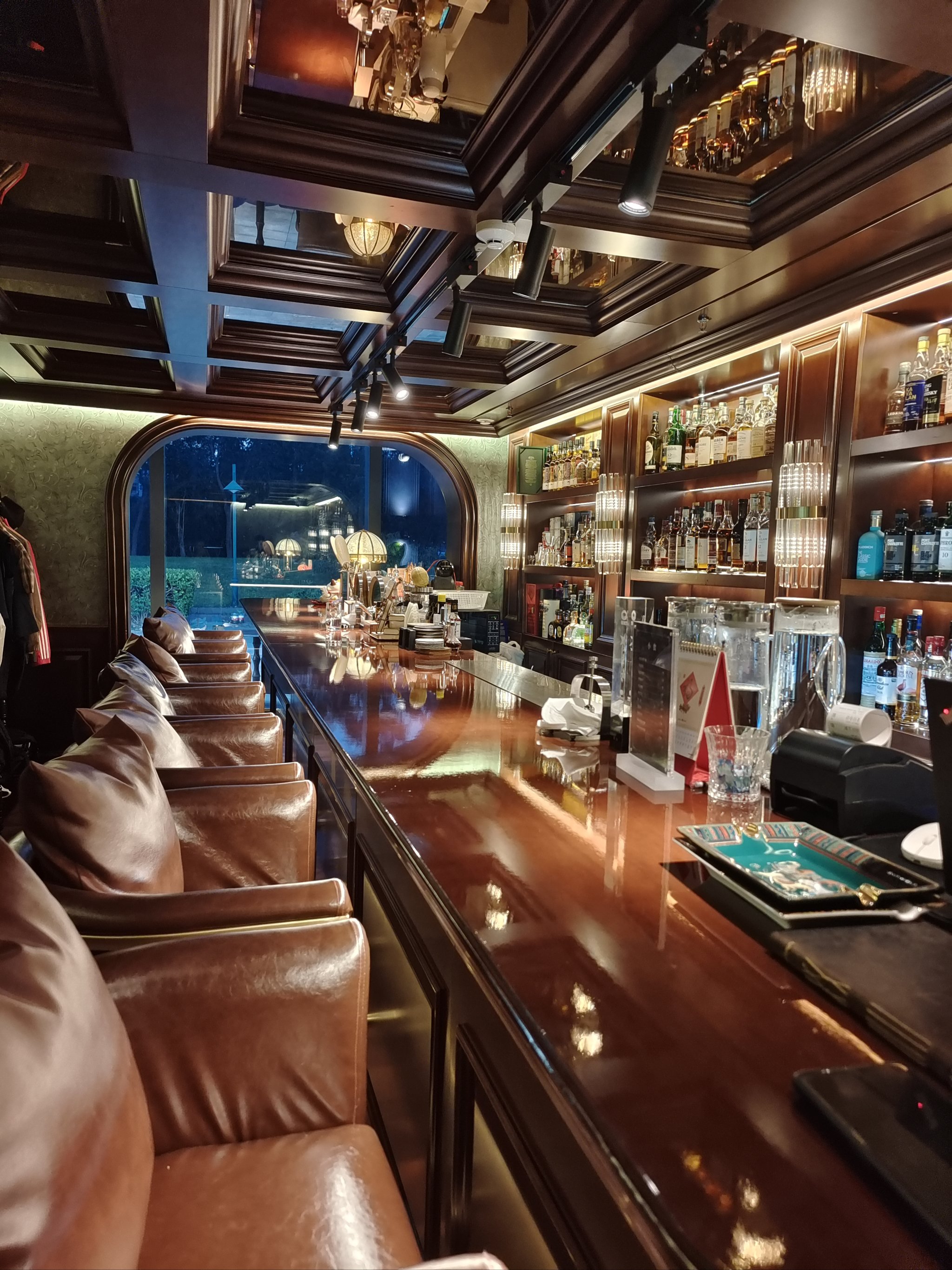 咸宁商务ktv：划算优惠商务场所-咸安区ktv预订